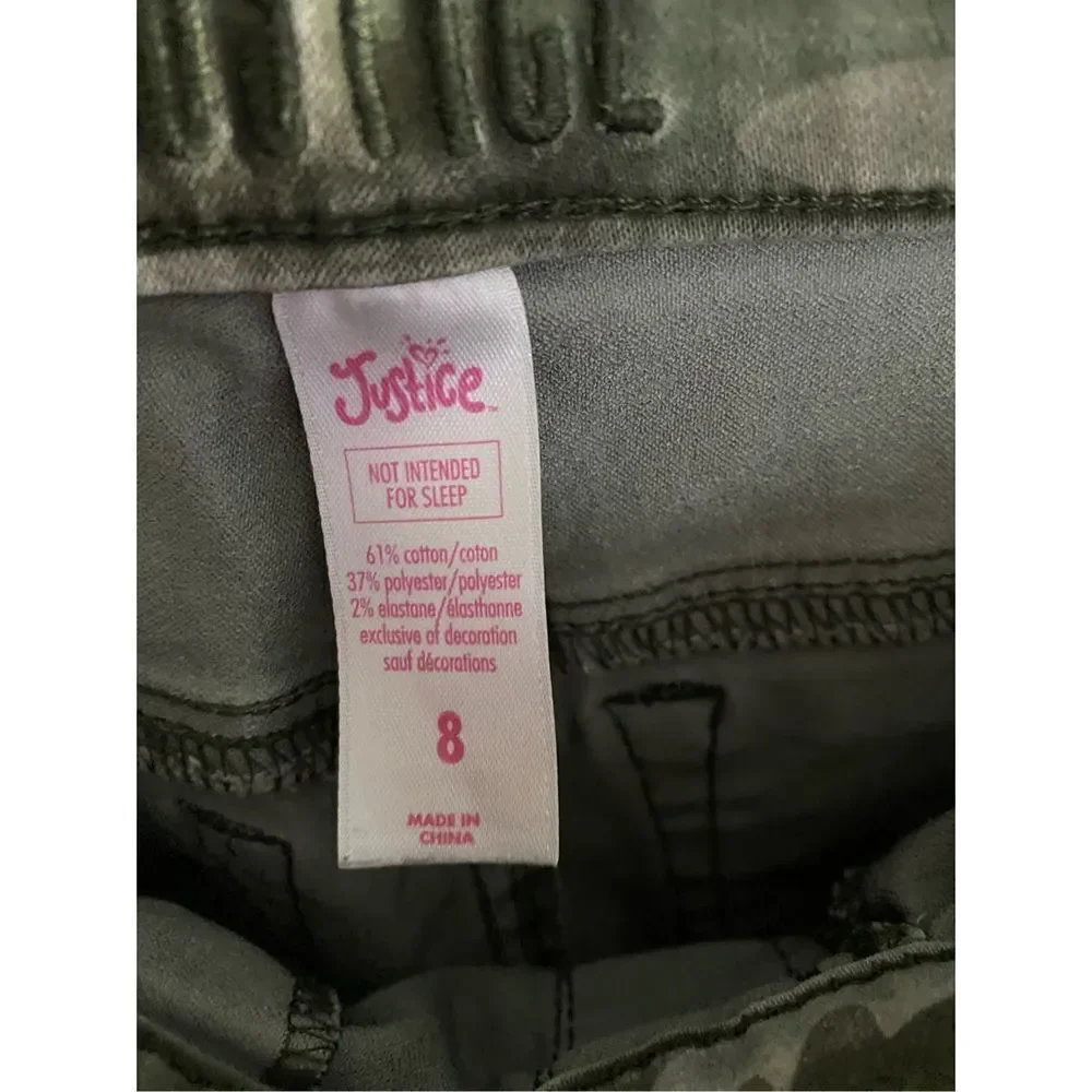 Justice girls, green camo stretch, cargo jeans, size 8